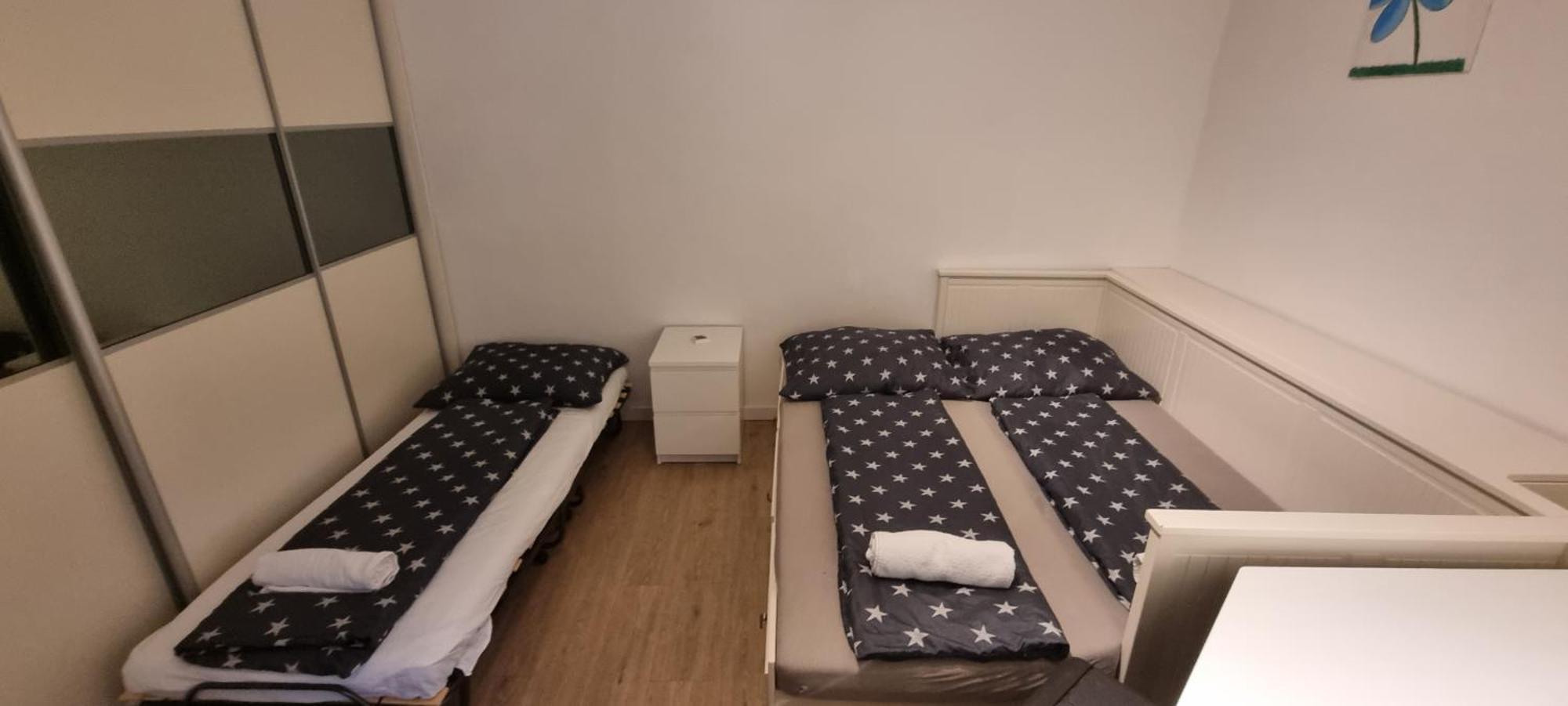 Huge Apartment Next To Train Station Close To The City Center Bratislava Eksteriør bilde